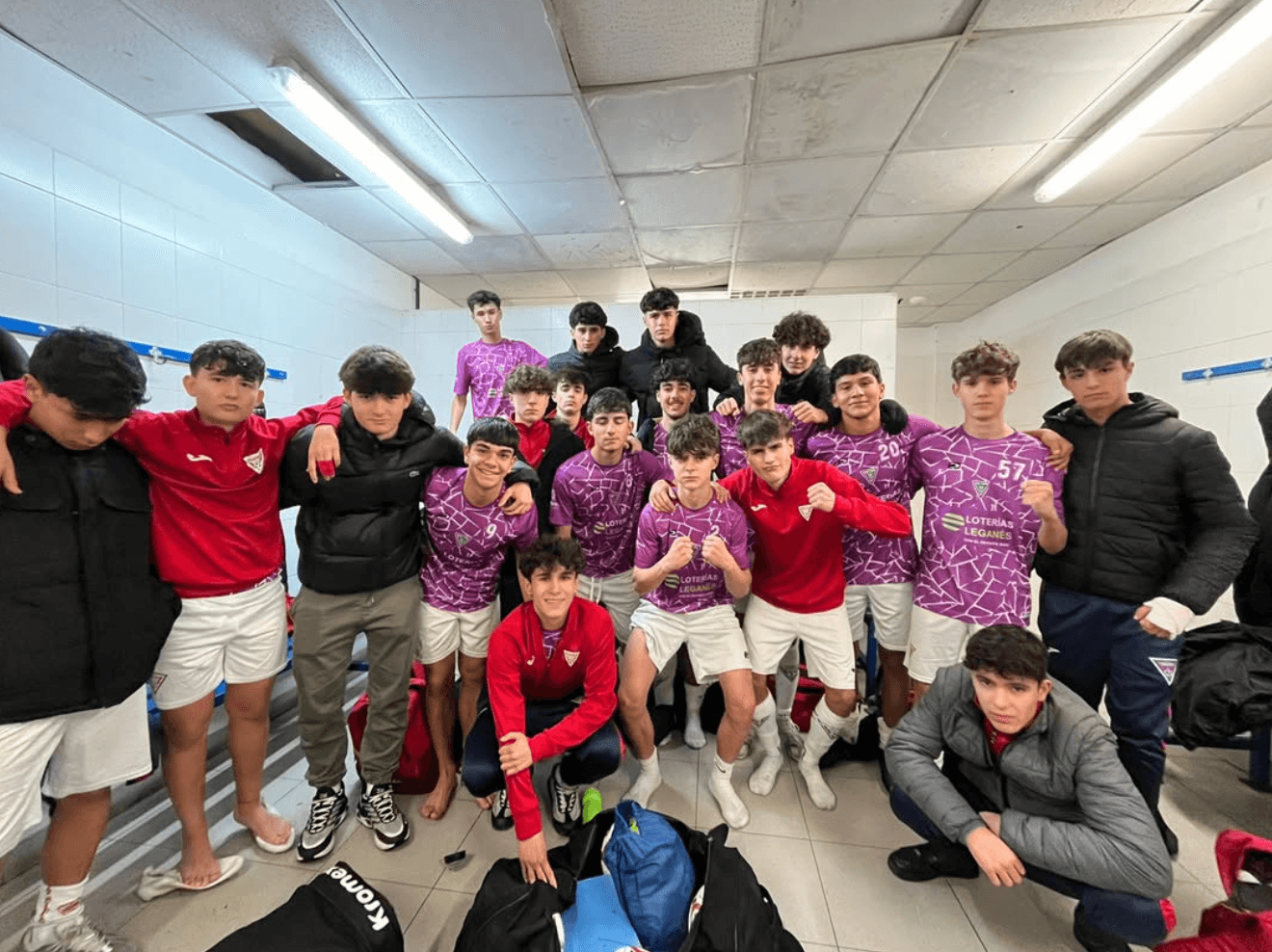 Coche blanco antiguo